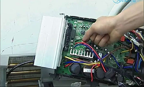 霍山美的空调电话是多少